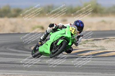 media/Nov-16-2025-Race Pace (Sun) [[8c5fa54630]]/Verified Riders/7-Turn 4 (1155am)/